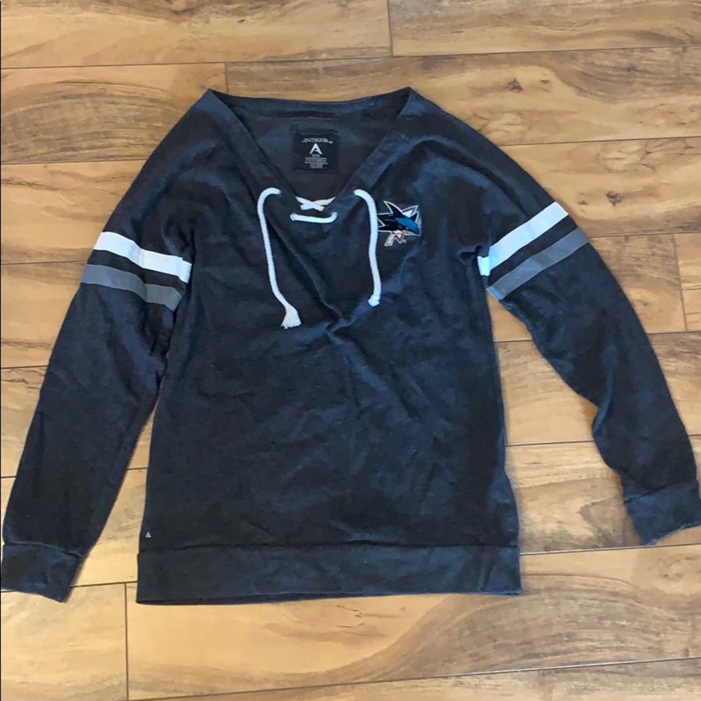 San Jose Sharks pullover